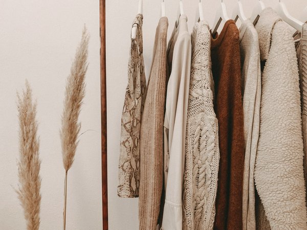How to Design a Sustainable Wardrobe with Upcycled Materials?
