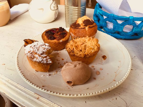 What Techniques Will Ensure a Perfectly Layered Russian Napoleon Cake?